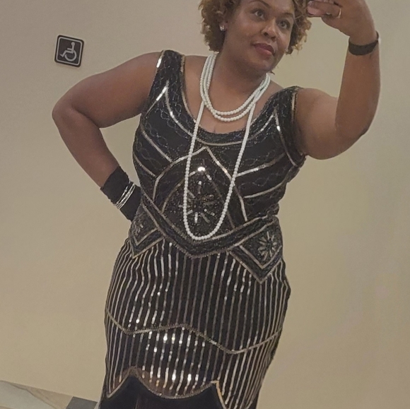 Flapper, roaring 20s costume - Picture 3 of 3